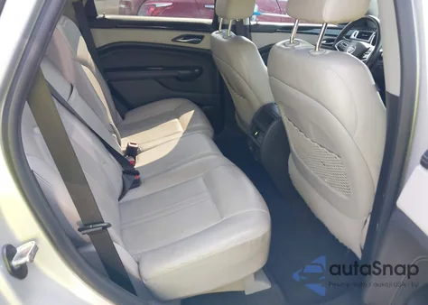 2015 Cadillac Srx Luxury Collection z USA, uszkodzony, nr VIN 3GYFNEE37FS551565